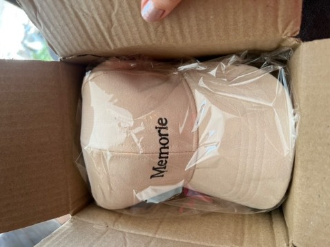 - Sp để 1 đàng, giao 1 nẻo. Hết hàng thì ngừng bán lại chứ, đi giao sp khác thì tốn thời gian của cả hai bên. Vô ích. 
- Mũ rất xấu. Chất liệu ko giống như quảng cáo.