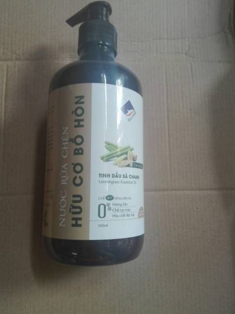 Hàng chuẩn, mùi sả chanh thơm, shop giao siêu nhanh, đống gói cẩn thận, mua hản mấy lọ dùng đến tết luôn