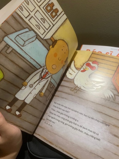 Đã mua đủ bộ anton nội dung hay, bé còn bắt chưocs làm theo