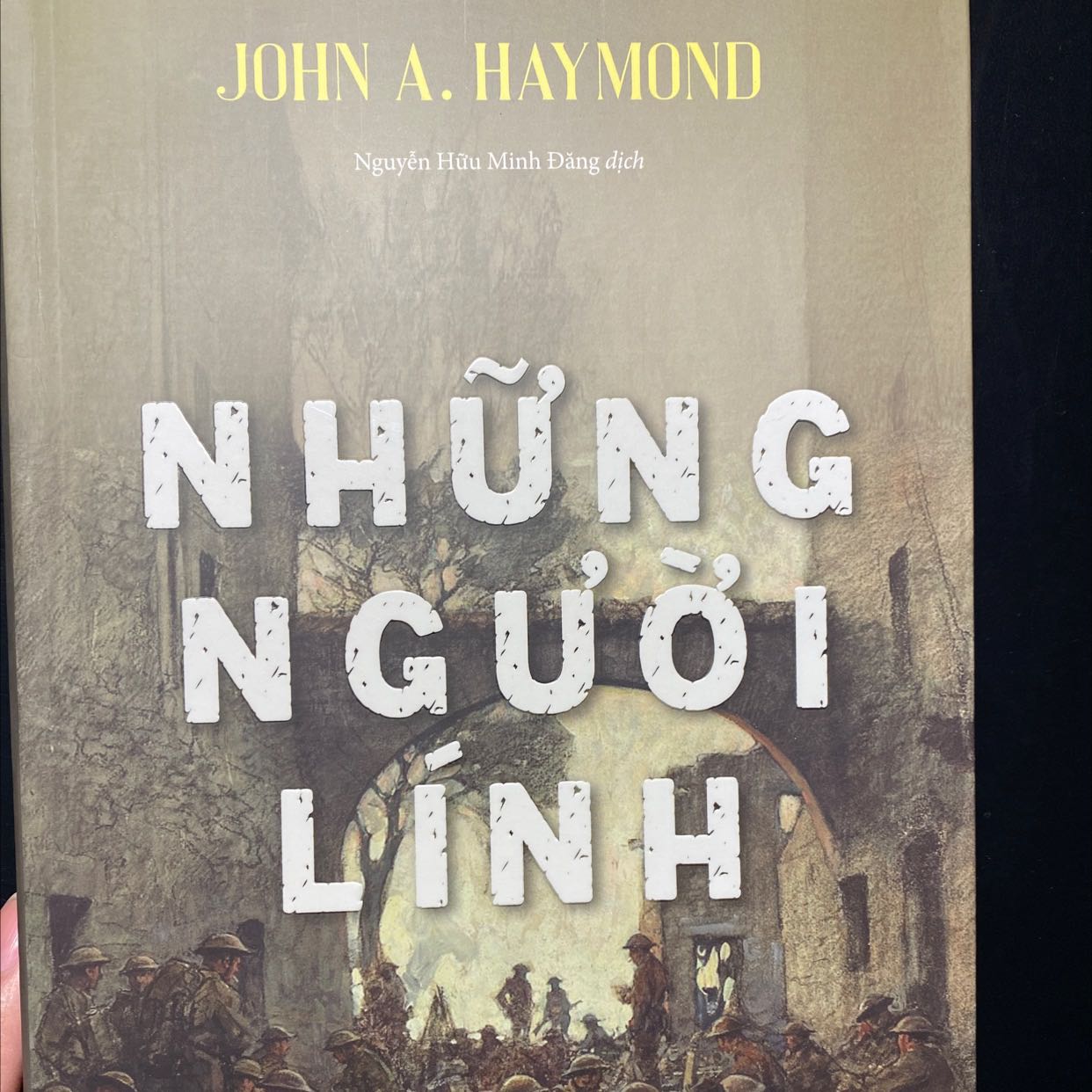 Đóng gói cẩn thận giao nhanh chất lượng sách in tốt