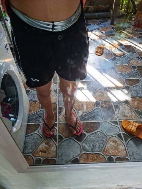 Quần mỏng, độ ôn sít kém, k toát n mồ hôi như tưởng tượng, bị cuộn phần ống ở đùi