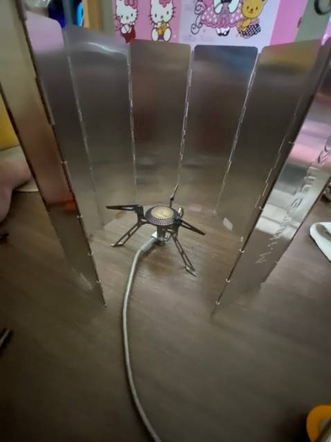 Mua chung với cái bếp ga, đi camp thử thì xếp gọn và kín gió, cảm ơn shop đã đóng gói kĩ cho mình.