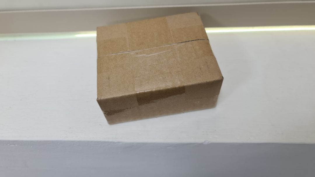 Đóng gói cẩn thận, bước đầu thấy khá ổn.