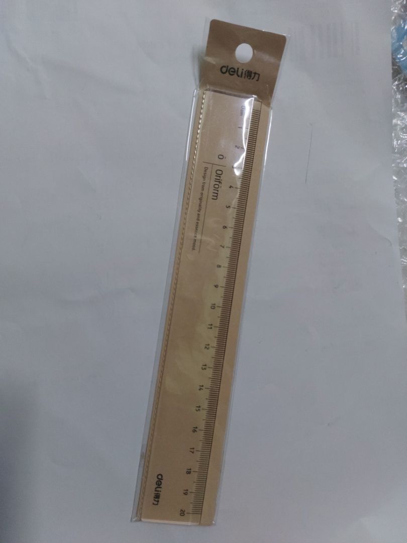 Rất thích kiểu dáng của thước. Thước rất đẹp và chắc chắn, trông xịn sò lắm nha ^^ Thước chất lượng, giá sp tốt, được đóng gói rất cẩn thận, giao hàng nhanh. 5 sao ạ, sẽ tiếp tục ủng hộ Deli và Tiki những lần sau.