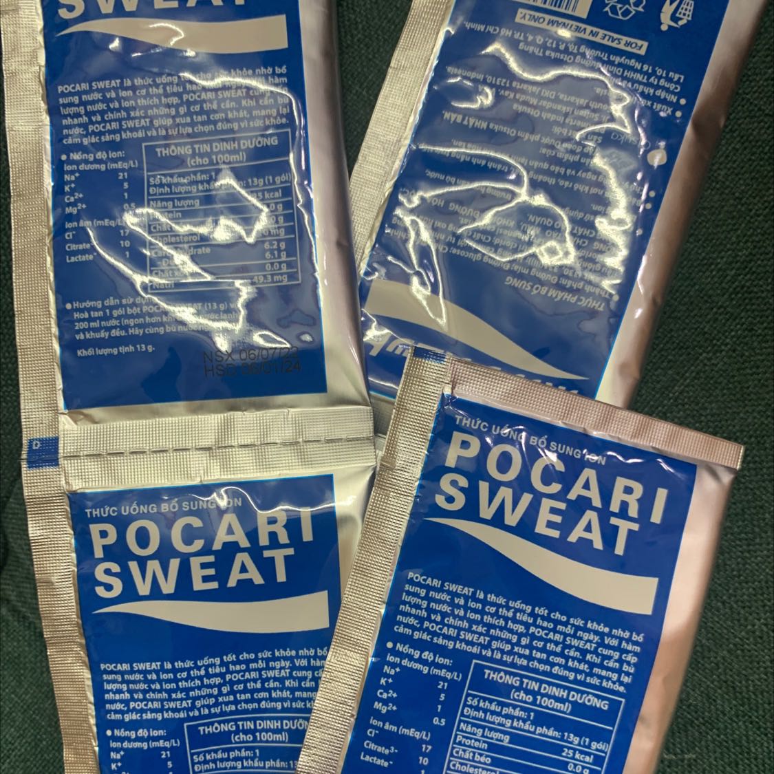 Vì thường xuyên hoạt động nhiều nên tôi rất thích thức uống bổ sung chất, làm cho tôi cảm thấy khỏe nhanh hơn qua không cảm thấy mẹt mọi vi cong việc