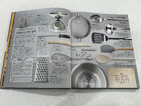 Sách dày nặng tay, in màu đẹp chắc chắn, nội dung chi tiết bổ ích cho những người đam mê bếp núc!
