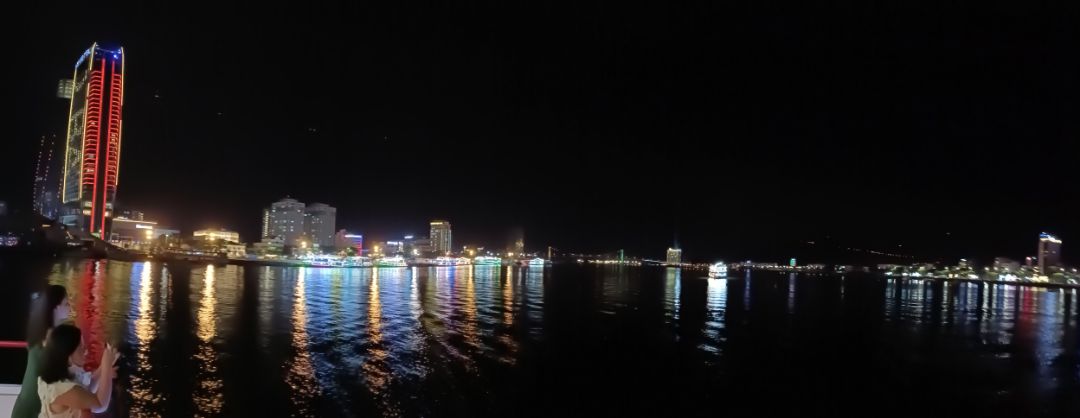 Sản phẩm nhìn chung thì tốt nha cả nhà ...có thể mua nhưng cần chọn nhà bán hàng được đánh giá tích cực nha.