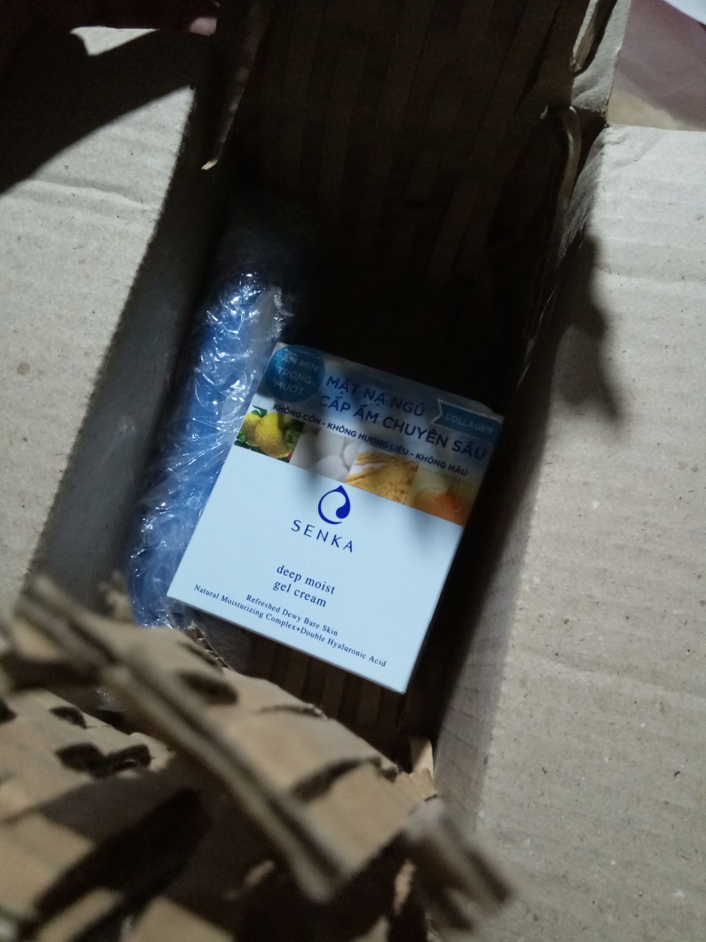 mình quay lại ủng hộ lần 2. sp rất tốt, giá mềm xèo nhưng chất lượng rất xịn sò.  giao hàng cực kì nhanh.  Lần nào cũn v.  đặt hàng hôm qua thì hôm nay đã nhận được hàng rồi. thích lắm mình cho 10 sao luôn :))) 
💖💖💖💖💖