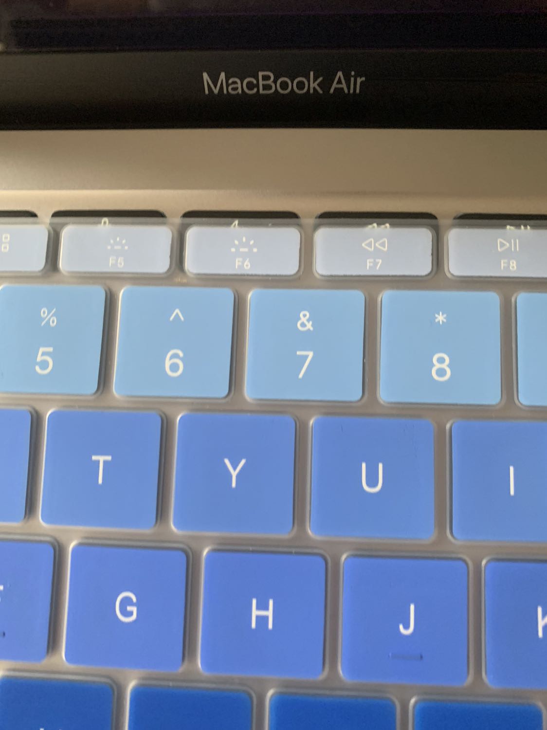 Sản phẩm đẹp chất lượng ok, mình có đặt nhầm và shop có hỗ trợ đổi mẫu khác, thanks shop nhiều!