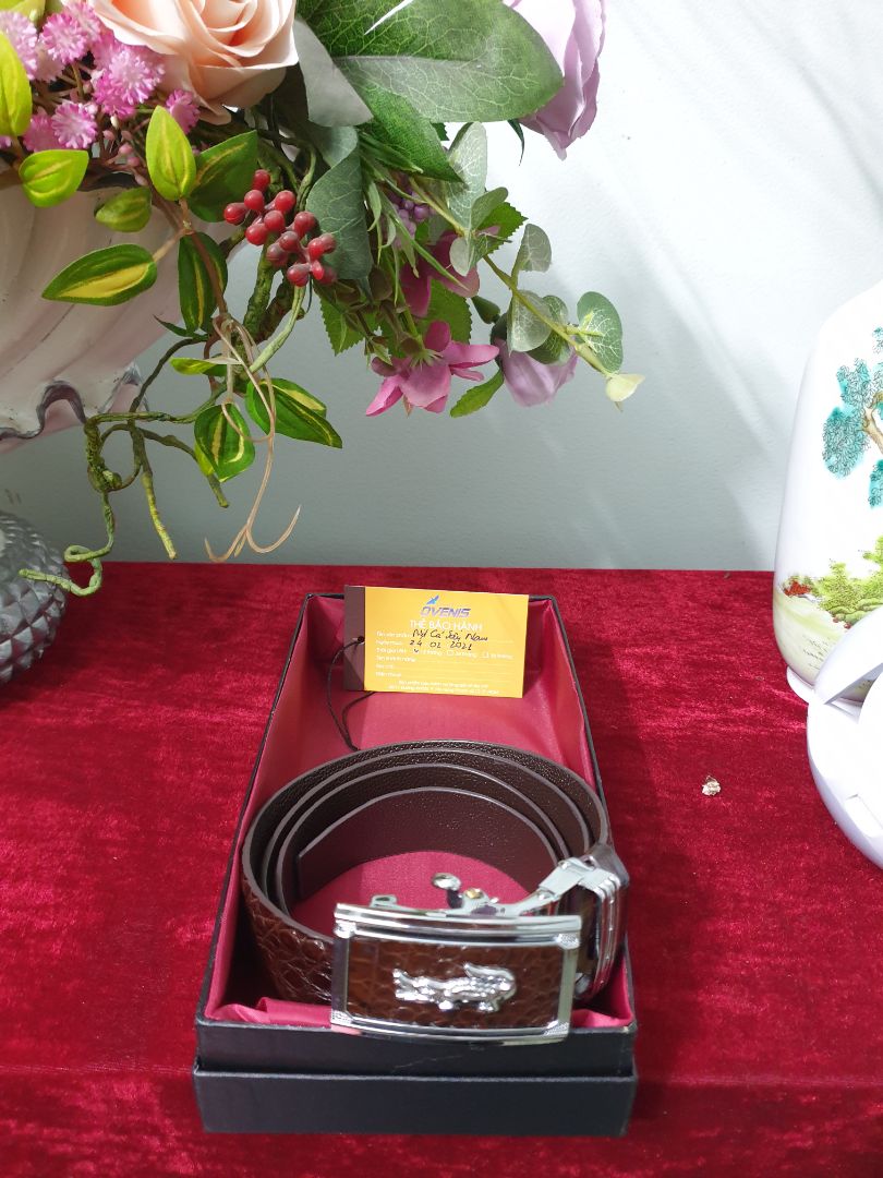 Dây đẹp và mềm mại, bút hình con cá sấu hơi thô một tí, nhưng không sao! Có thẻ bảo hành. Tôi rất hài lòng!