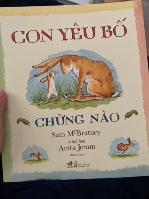 ☺️ nhẹ nhàng, một câu chuyện nhỏ thui, chữa lành, tình yêu mà con dành cho bố, bố cũng vậy. Love you to the moon and back