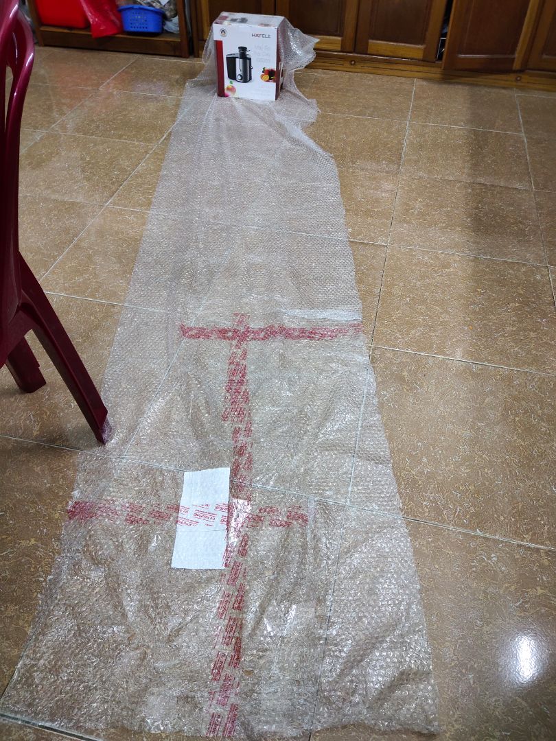 cực kỳ hài lòng, máy êm, dễ sử dụng. nên ép thêm lần 2. shop bảo quản sản phẩm trên cả tuyệt vời, chắc hết 3 mét màng bọc quá..kk.. cảm ơn shop và tiki