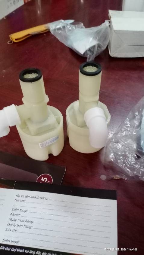 Đã lắp và đang sử dụng. Chắc chắn rễ lắp đặt