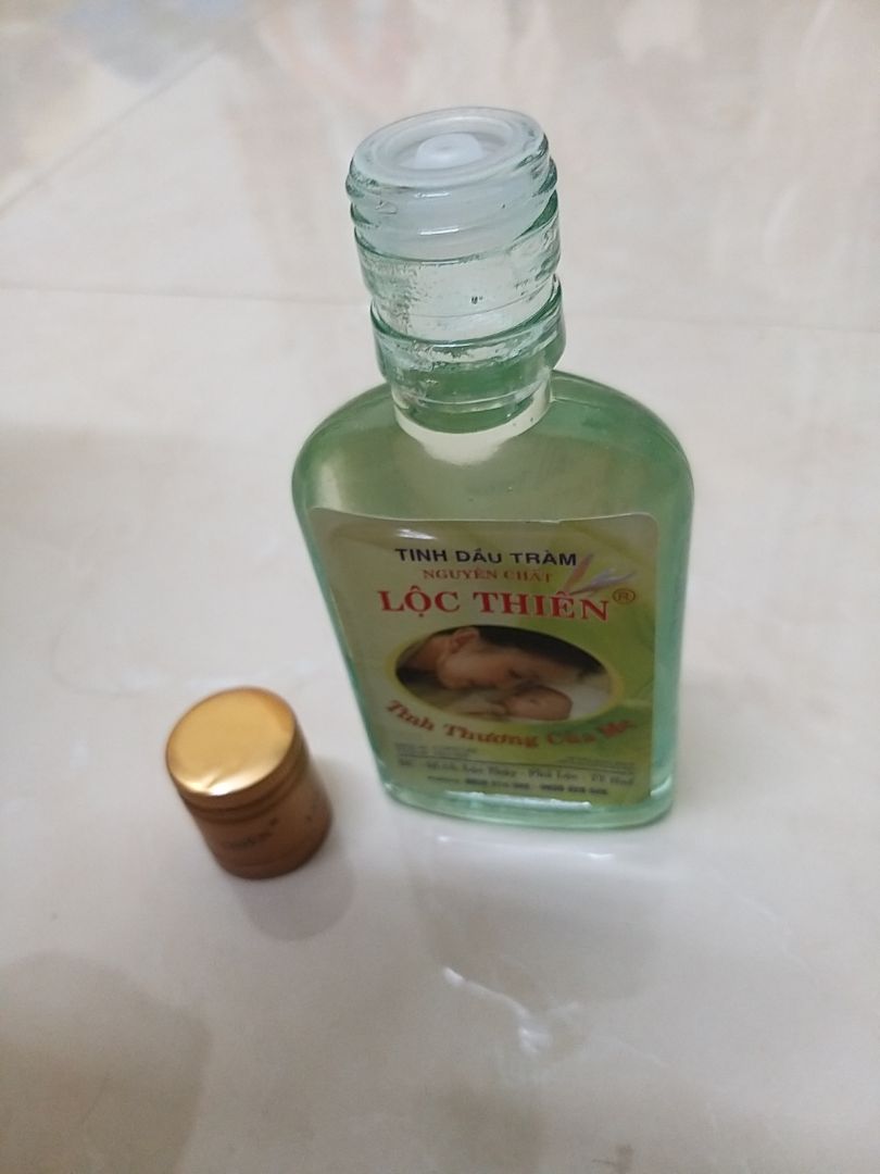 Chờ hoài mới được nhận. Hơi chậm nhưng mua được dầu ưng ý. Mùi rất thơm. Cảm thấy hài lòng Chờ hoài mới được nhận. Hơi chậm nhưng mua được dầu ưng ý. Mùi rất thơm. Cảm thấy hài lòng