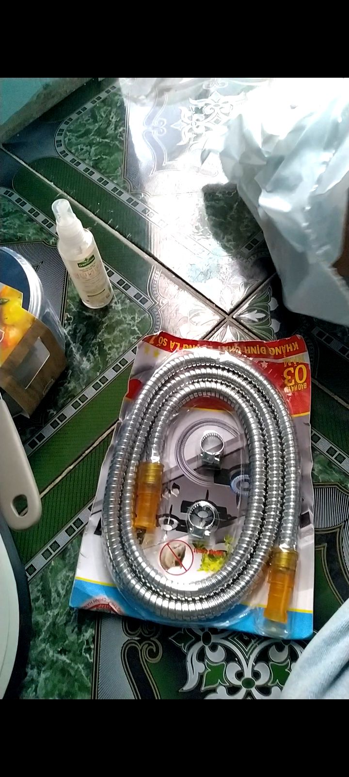 Hàng chuyển nhanh! Nhìn thì chắc chắn, đẹp chưa có bếp chưa dùng thử nhưng nhìn thì rất xịn xò! Ai cần thì nên mua giá tốt!