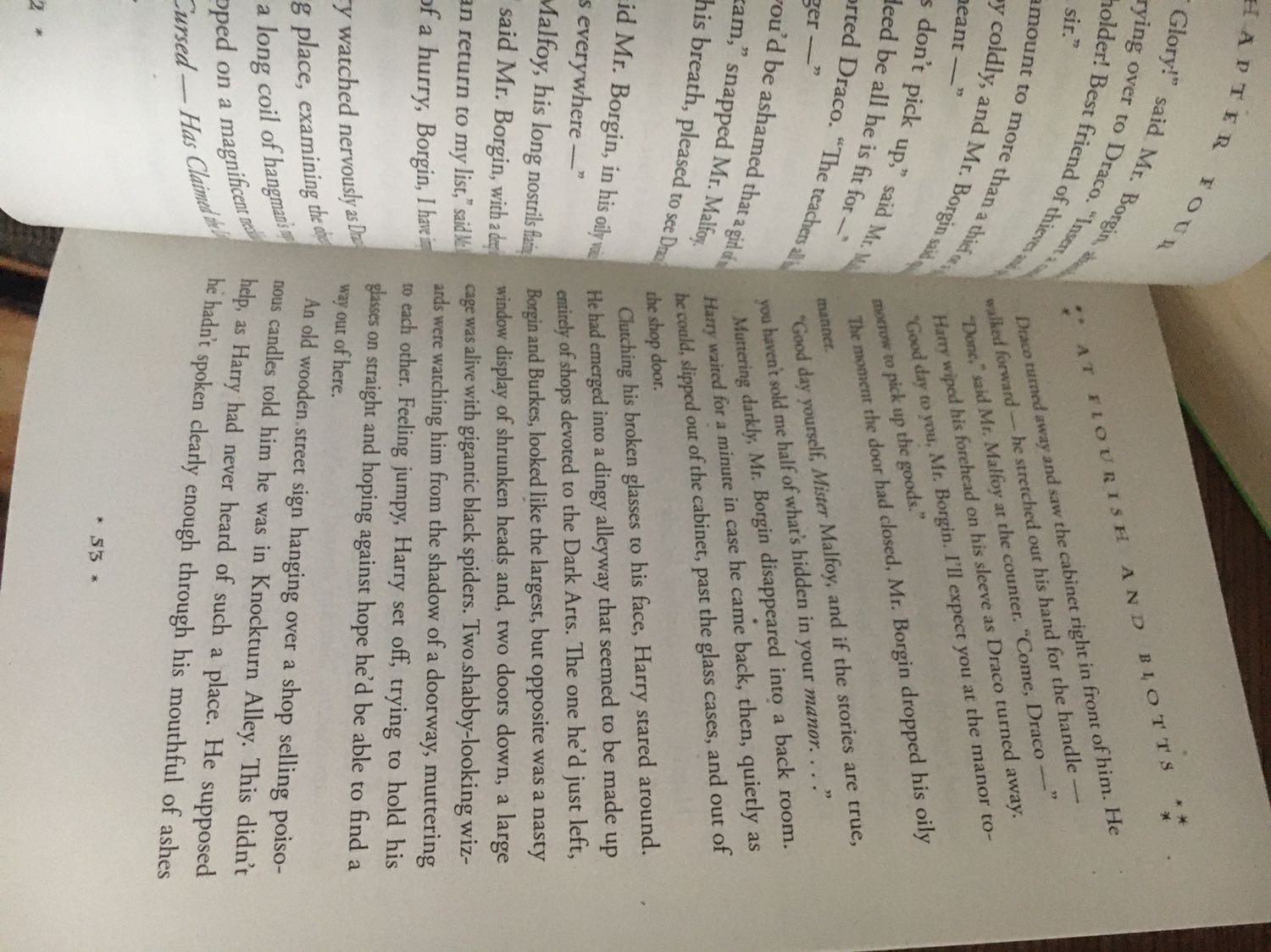 Mình mua hàng từ Tiki cũng đã khá lâu và cũng chưa bao giờ phải thất vọng. Nhưng lần này Tiki khiến mình thật sự không hài lòng. Mình đặt mua 4 tập sách nhưng một trong 4 cuốn đó lại là tiếng Anh. Mình không biết Tiki có kiểm hàng trước khi giao đến tay của khách hàng hay không, điều này thật sự là không thể chấp nhận được. Nếu nguồn hàng đến từ một nhà cung cấp khác mình có thể chấp nhận, nhưng ở đây là Tiki Trading thì mình thấy hơi có vấn đề. Mình mua tặng cháu thì tuần rồi nghe cháu bảo như vậy cũng không biết giải thích sao. Mong Tiki kiểm tra lại và cho mình câu trả lời cũng như cách giải quyết thoả đáng về sự cố này.