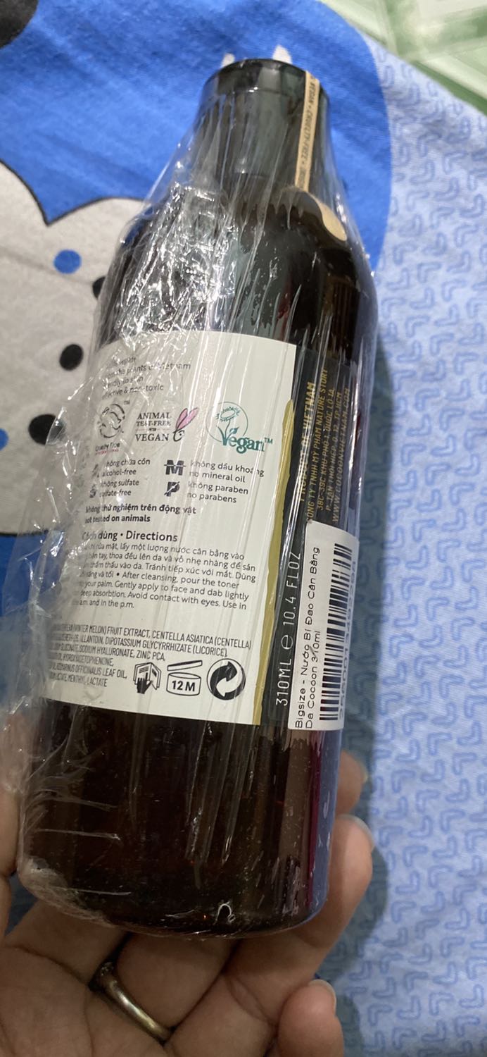 Sản phẩm rất tốt. Mình dùng mấy chai rồi. Da mịn mát. Giá ok 😁