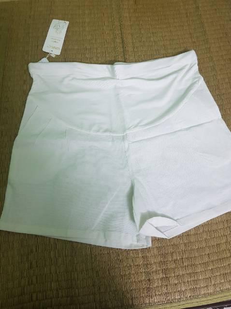 Cứ nghĩ mua rẻ tý thì nhận đc hàng k tốt nhưng shop này bán đồ khá uy tín. mấy quần mua đều lên dáng đẹp. dễ mặc. Cứ nghĩ mua rẻ tý thì nhận đc hàng k tốt nhưng shop này bán đồ khá uy tín. mấy quần mua đều lên dáng đẹp. dễ mặc.