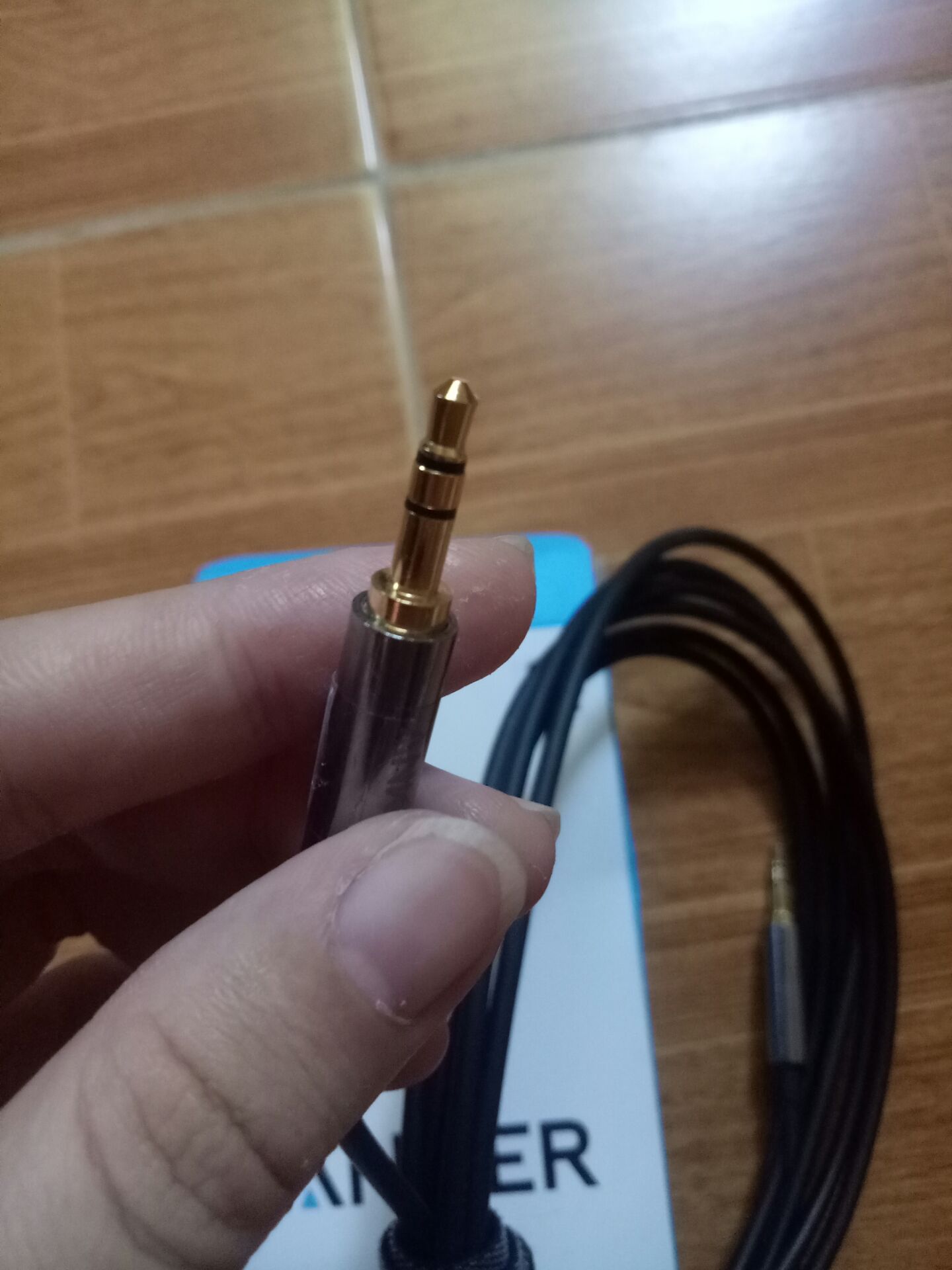 chất lượng dùng ổn, còn mã bảo hành luôn, mà dây có vẻ mỏng manh quá