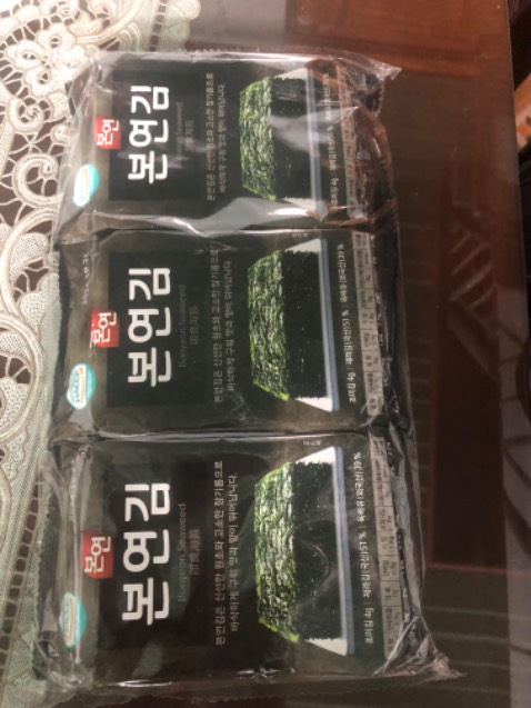 Hàng mua gửi tặng luôn nên không nhận xét dc