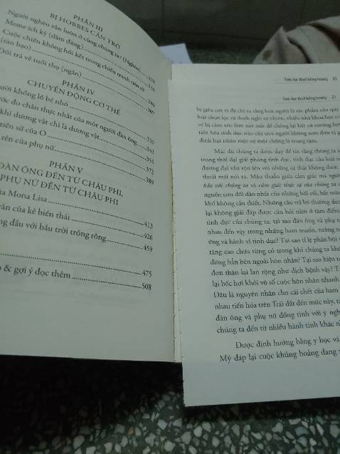 Sách mới lật vài trang đầu đã bun ra rồi. Mình thấy rất nhiều người nhận sách đều comment về tình trạng này mà tiki ko hủy lô sách này hay đổi lo khác ko bị bung. Đặt sách vẫn hy vọng là ko bị gì ai ngờ bị bung thật. Giao hàng thì nhanh thật nhưng sách như vầy sao đọc được đọc tới đâu bung tới đó.