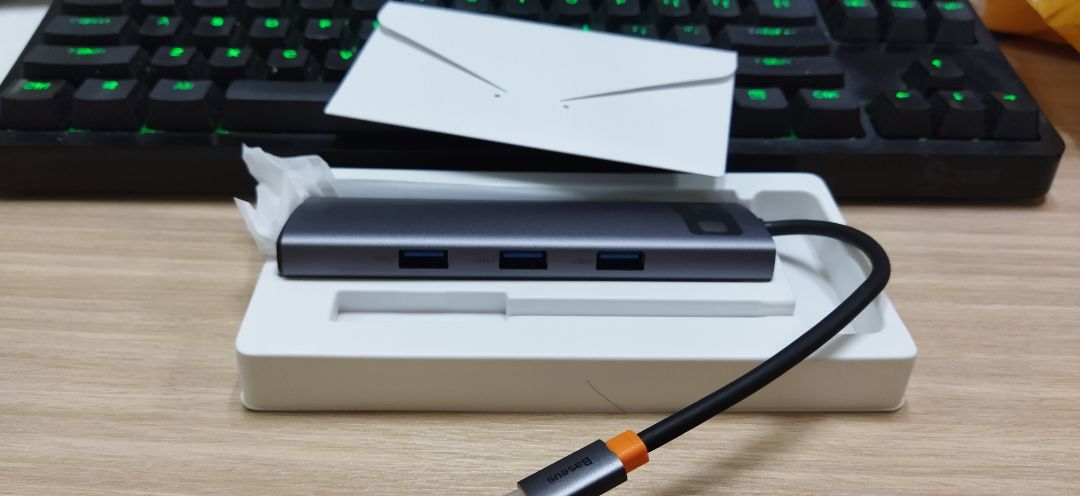 Sản phẩm đẹp, tuy nhiên cầm tay quá nhẹ so với tưởng tượng nhưng chức năng sử dụng tốt. Nhà cung cấp đóng hàng cẩn thận