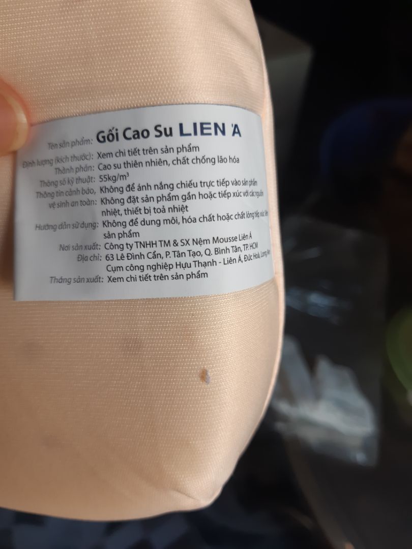 Gối cao su mềm mại, đúng như mô tả. Bao gối in hình dễ thương, tuy nhiên hơi mỏng.