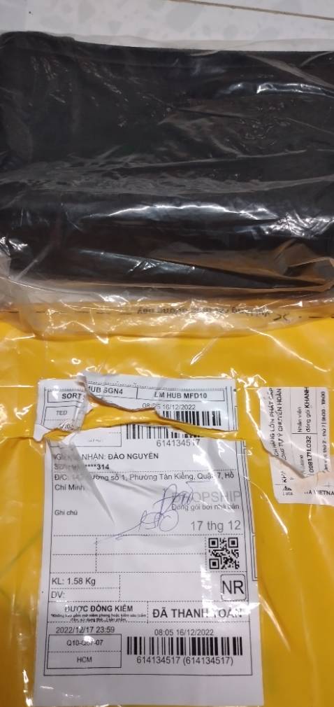 Đơn hàng mình đặt 2 cái và thanh toán 2 cái rồi nhưng nhận hàng chỉ có 1 cái. Shop vui lòng kiểm tra và ship cho mình thêm 1 cái nữa mới đủ😡😡😡