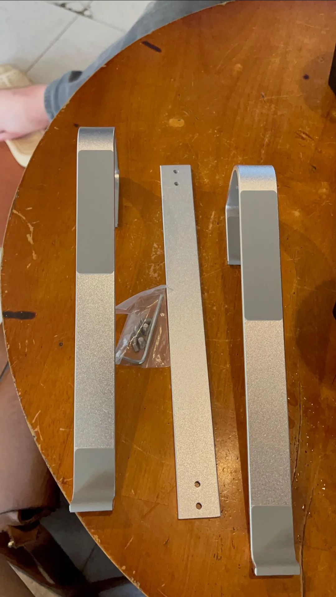 Shop giao đúng hàng, đủ số lượng. Đóng gói cẩn thận. Nhìn chắc chắn. Ưng.