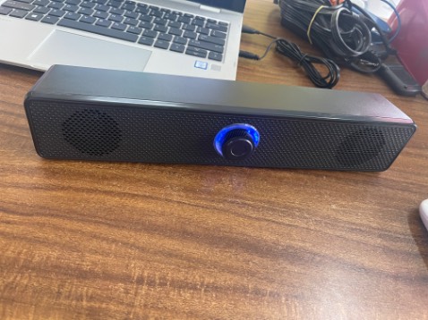 Loa nghe nhỏ hơn cả máy tính hiện tại 
Yêu cầu đổi hoặc trả