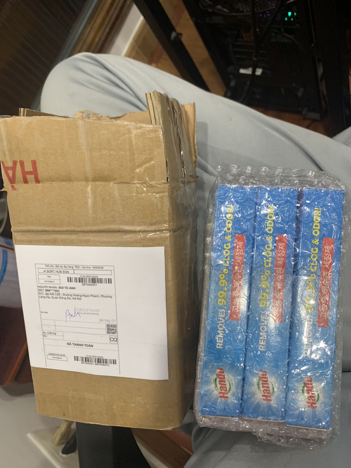 *** hiểu nó nghĩ gì, đặt bình xịt đưa bột thông cống, tao cũng ạ ***