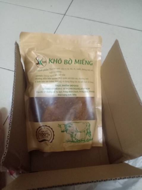 Đóng gói kỹ, hàng như hình, kèm quà tặng, cảm nhận thịt khô bò mềm, hy vọng là ngon.