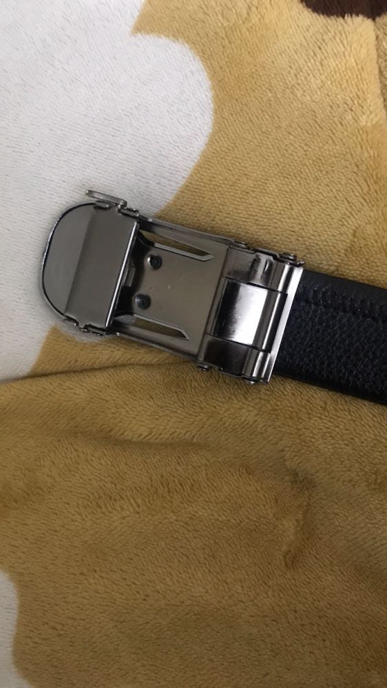 Thắt lưng da tốt. Sản phẩm đẹp. Cảm ơn shop ạ