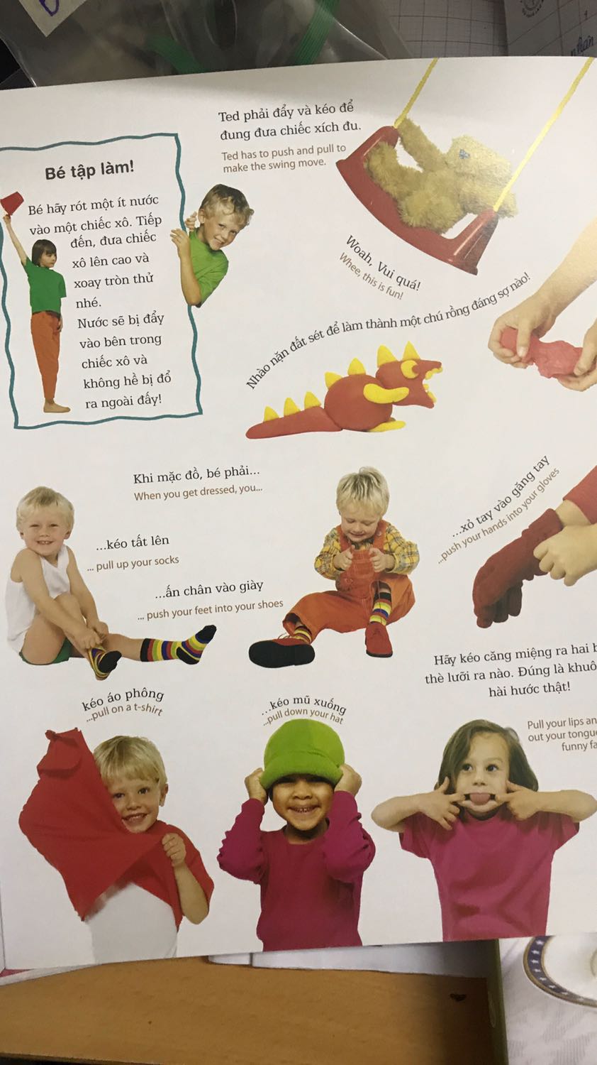 Sách khổ to rất đẹp nhưng nội dung thì mình thấy chưa hay lắm
Giao hàng nhanh đóng gói chắc chắn giá cả hợp lý