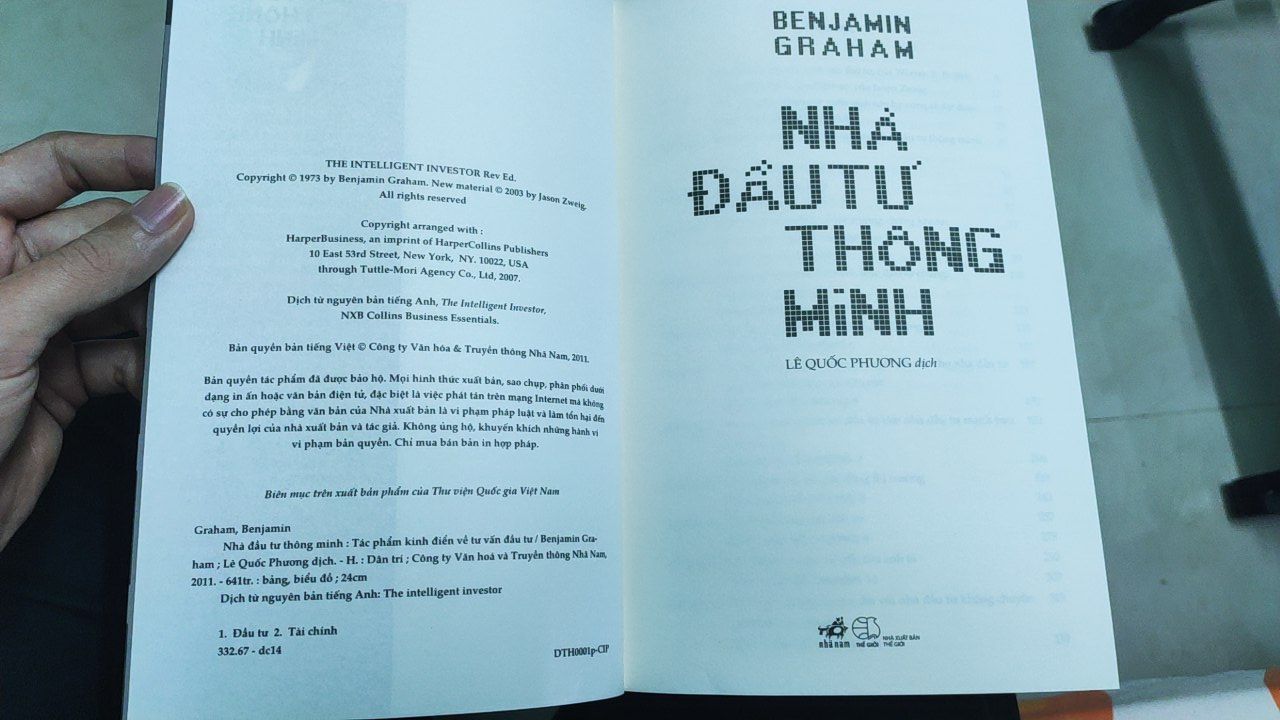 sách đóng gói rất tốt, vận chuyển nhanh, hình thức rất mới.