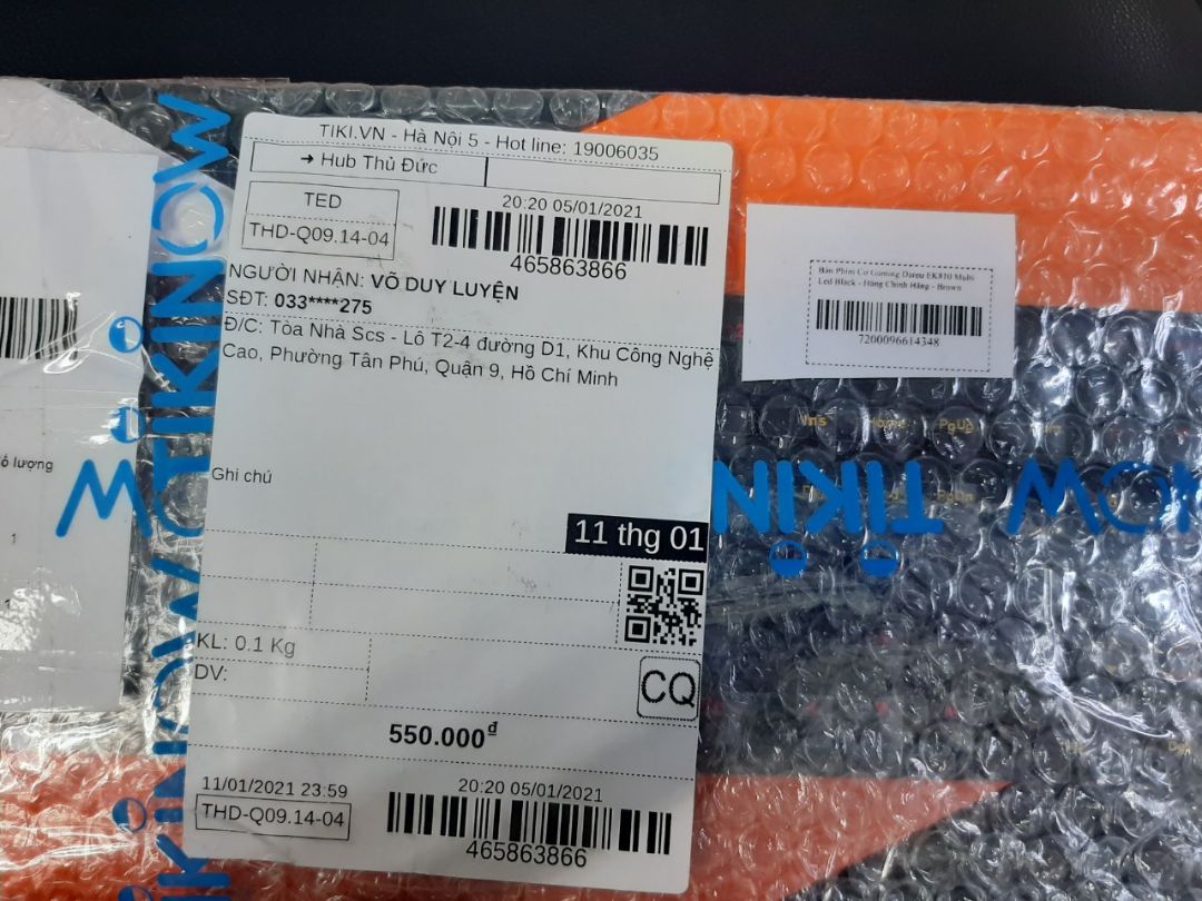 đặt brown shop giao blue. Đổi trả thì shop báo hết hàng, trong khi đó vẫn đặt hàng được tiki -> có thể do giá thay đổi nên shop từ chối đổi hàng( lúc đặt 550k) , giờ 650k.