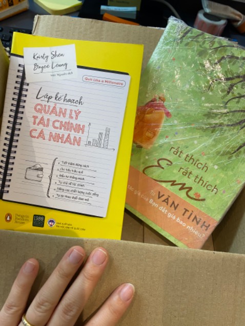 Ấn tượng bởi tốc độ giao hàng của Tiki. Đặt lúc hơn 12h đêm sáng hôm sau 9h sáng nhận được. Sách đẹp, chất lượng in tốt.