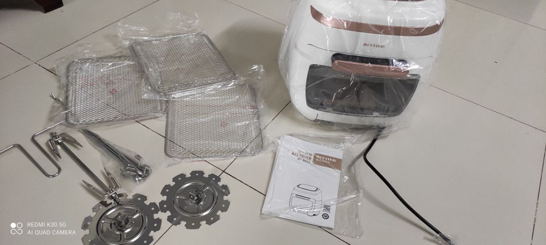 sản phẩm đẹp, đóng gói kỹ, giao hàng nhanh, nhưng thiếu phiếu bảo hành và sách hướng dẫn sử dụng tiếng việt