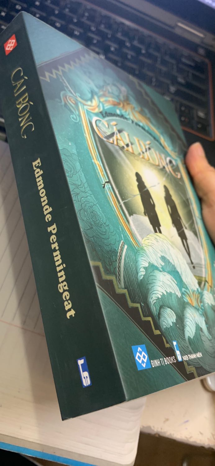 Fhs giao rất nhanh. Đặt đêm mà hôm sau giao luôn. Quyển này bự mà dày thiệt nên tính ra ko đắt. Đóng gói cẩn thận không bị lỗi