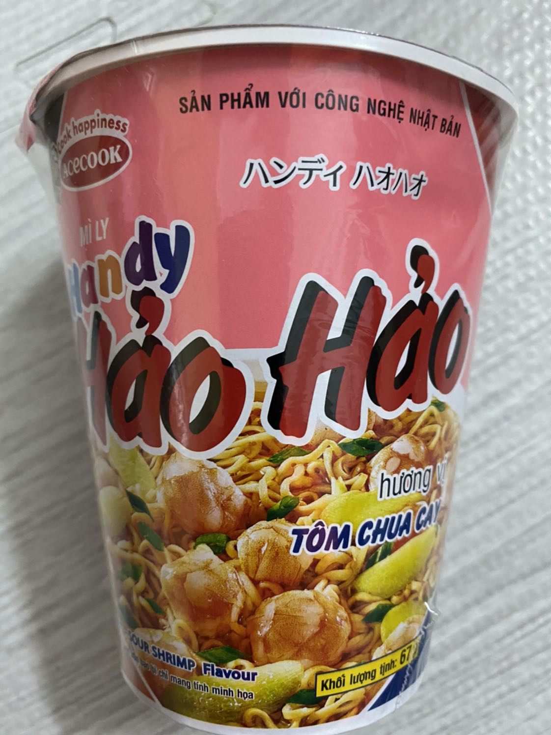 Giao hàng nhanh. Thùng mì không bị móp méo. Ăn cầm hơi mùa dịch. Hài lòng.