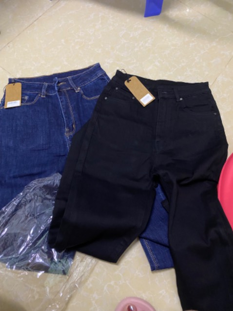 Chất liệu vải tốt ,mềm mại, thoáng mát ,thoải mái khi mặc , giá hợp lý 👍