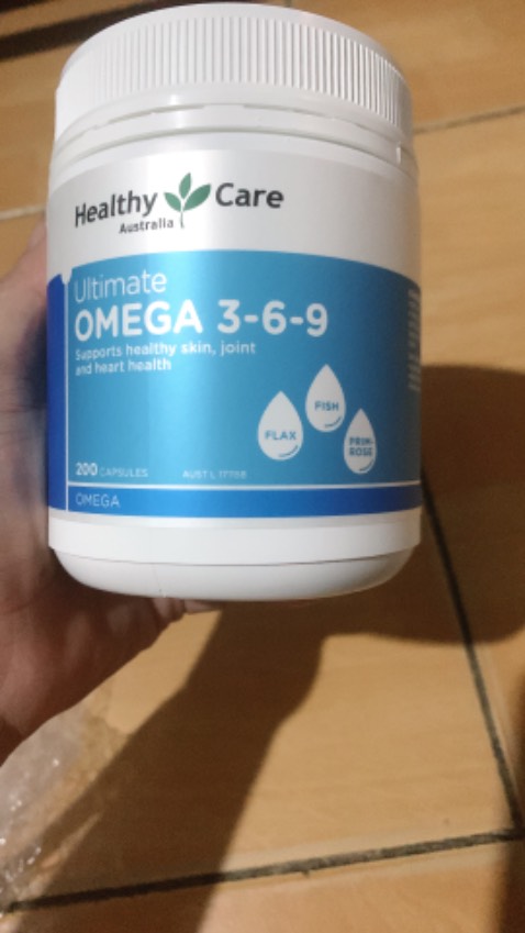 Mình mua hộp omega 3 tra mã vạch thì ra xuất xứ của Úc, còn hộp Omega 369 thì tra ko ra. Anh shiper vui vẻ nhiệt tình, Tiki giao sớm hơn dự kiến 1 ngày.