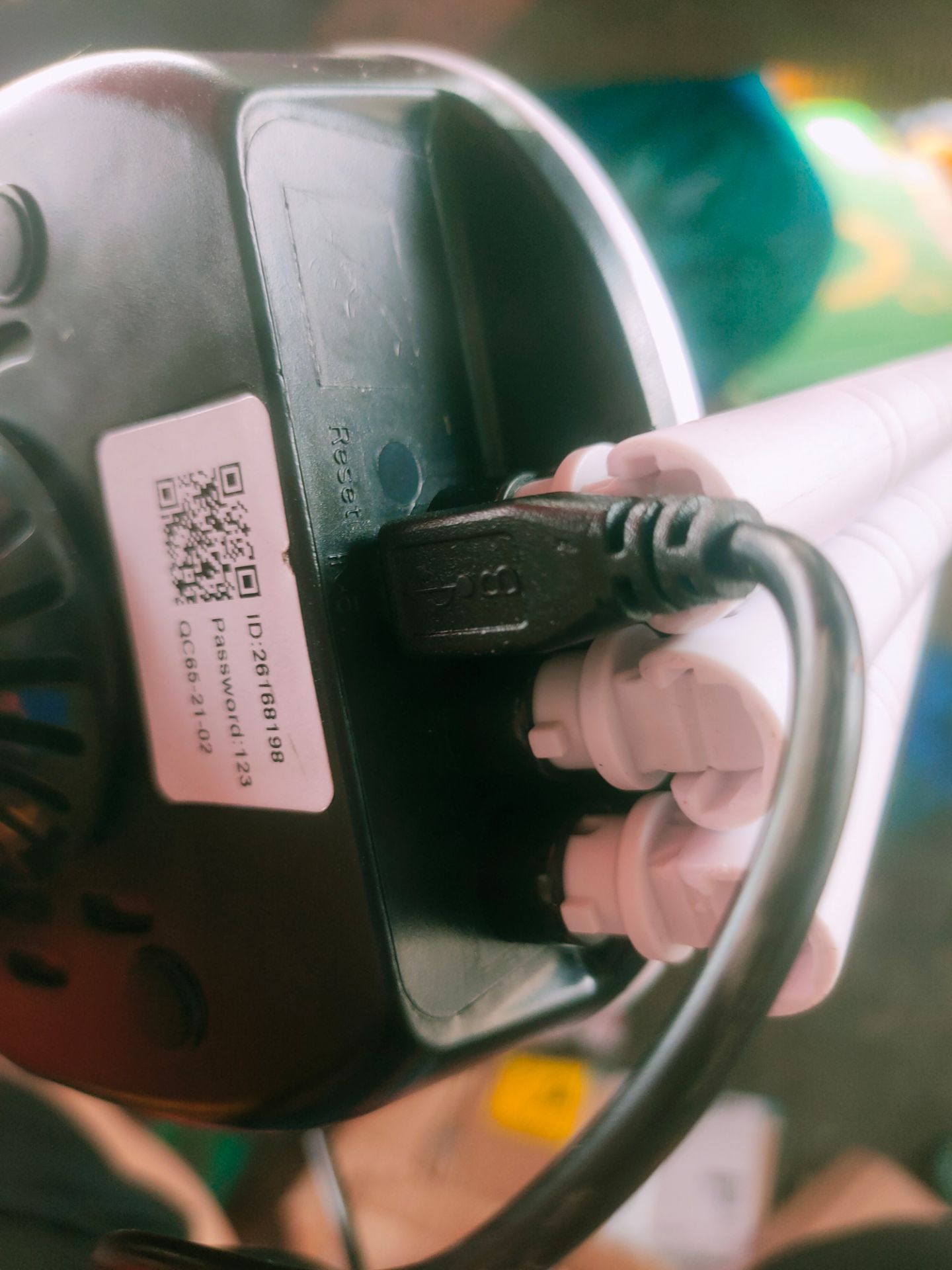 cảm giác như bị *** vậy không dùng được, mua hàng của kiti nhiều rồi mà giờ cảm thấy thất vọng khi nhận hàng