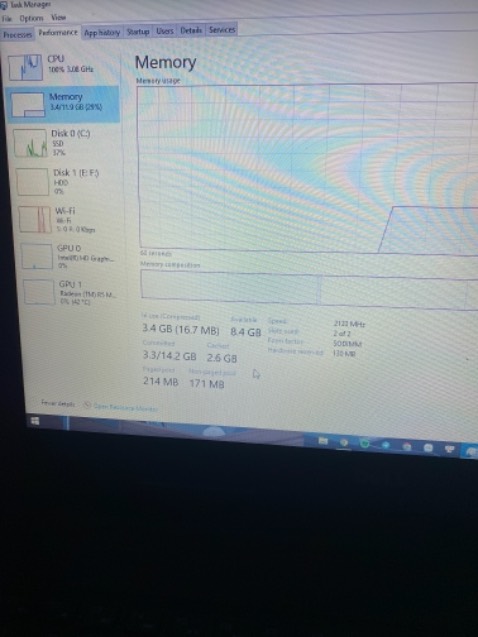 Mới đầu lắp vào máy thì mở thấy màn hình đen thui tưởng không nhận ram, kiên trì ngồi đợi khoảng 1p thấy hiện lên logo Dell , vào xem thấy nhận ram lun , mới oke , cho shop 10 sao , nhìn cũng chất lượng lắm, giờ tải game nặng chiến thui