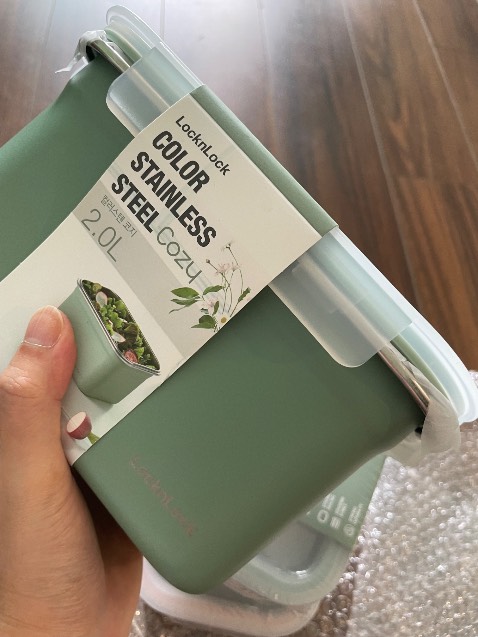 Hộp đẹp, màu đẹp, nhẹ