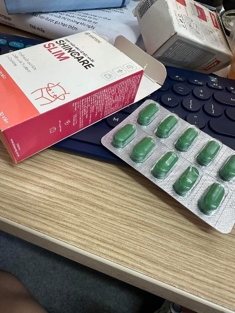 đã sử dụng 1 số sản phẩm của Shinpoong từ trước, thấy okila lắm, hiệu quả. mấy bữa nay thấy dòng Shincare mới ra, đặt mua thử xem sao. mới mua nên chưa dùng cũng chưa biết nó hiệu quả ở mức nào. nhưng Shinpoong khá uy tín nên cũng tin là sẽ giảm cân được. dùng một thời gian sẽ vào đây review cho các bác xem.