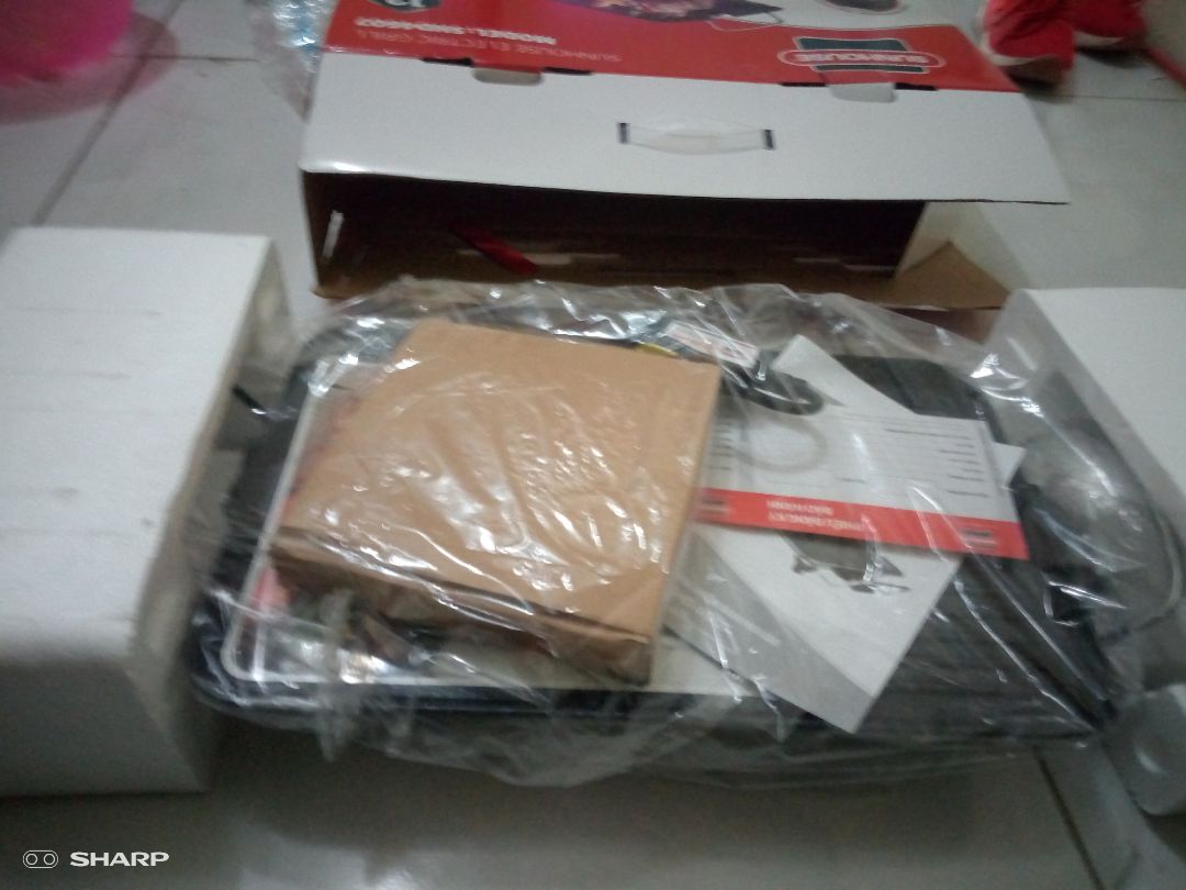 Đã nhận được sản phẩm đúng thời gian.
Mở ra kiểm tra thì thấy khá ổn.
Hiện tại chưa sử dụng nên chưa biết chất lượng ra sao. Mong sản phẩm bền lâu.
Luôn tin tưởng Tiki vì chất lượng và thái độ phục vụ.
Mong đội ngũ của Tiki tiếp tục cố gắng và phát triển