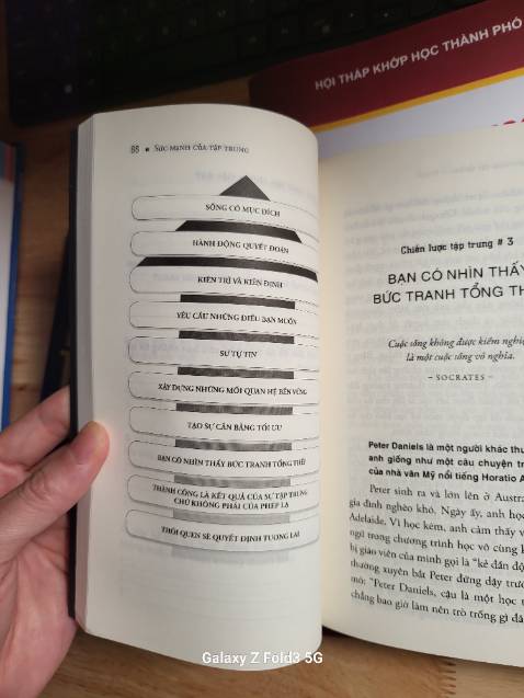 Tác giả viết sách rất hay, tôi đã đọc cuốn Người nam châm nên tiếp tục mua sách của Tác giả Jack