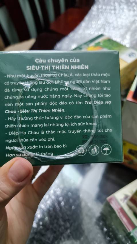 Shop đóng gói rất kỹ, bao bì sp đẹp, HSD 12 tháng, mà date xa, mình thấy ngày SX t9/2024.
Chưa dùng thử nên mình chưa biể vị trà thế nào