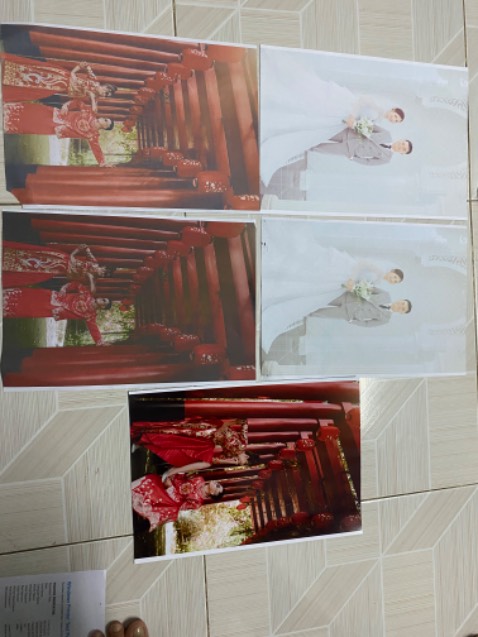 in 4 tấm đầu thấy sao lạ lạ . Chỉnh lại chế độ in ảnh chất lượng cao nhất thì đẹp nhức cái nách. Đáng đồng tiền bác gạo. Giấy bóng loại thường mua ở nhà sách.